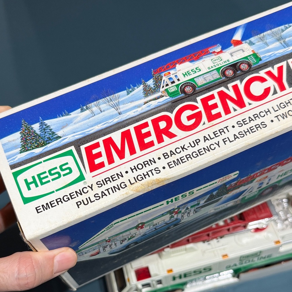 Hess Emergency Truck Toy - Red and Green - Picture 9 of 10
